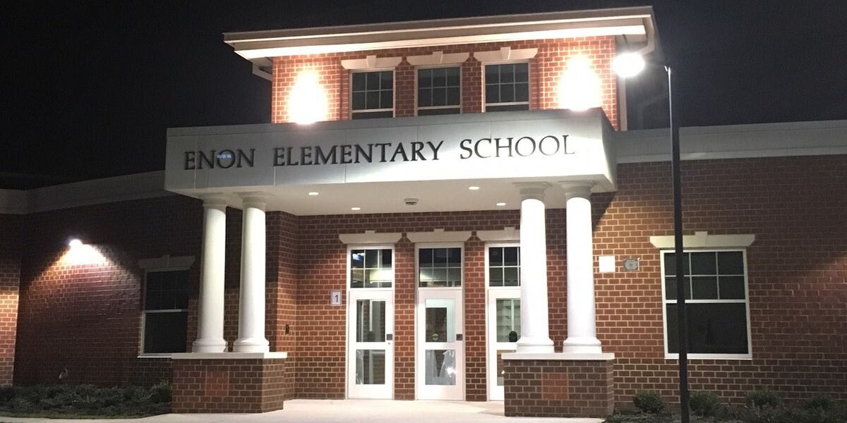 Community tours new Enon Elementary School