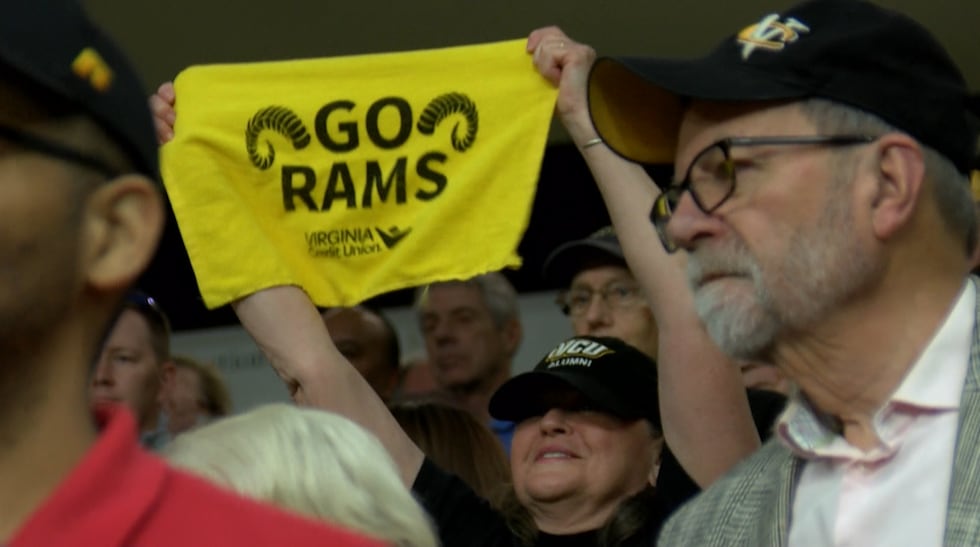 VCU fans applaud for Ryan Odom inside Siegel Center