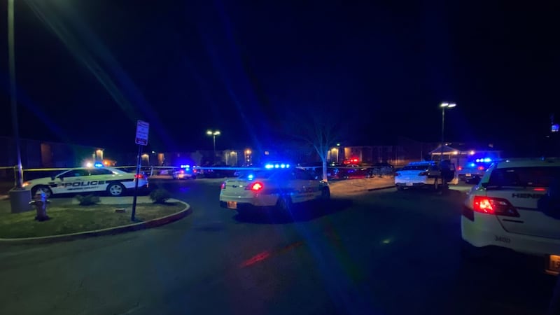 Police investigating a shooting at a Henrico apartment complex.